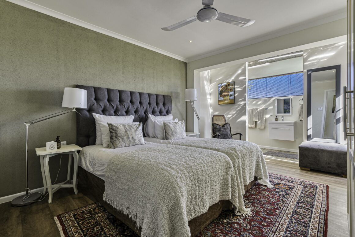 THE GATE HOUSE | 101 Twin/King Bed