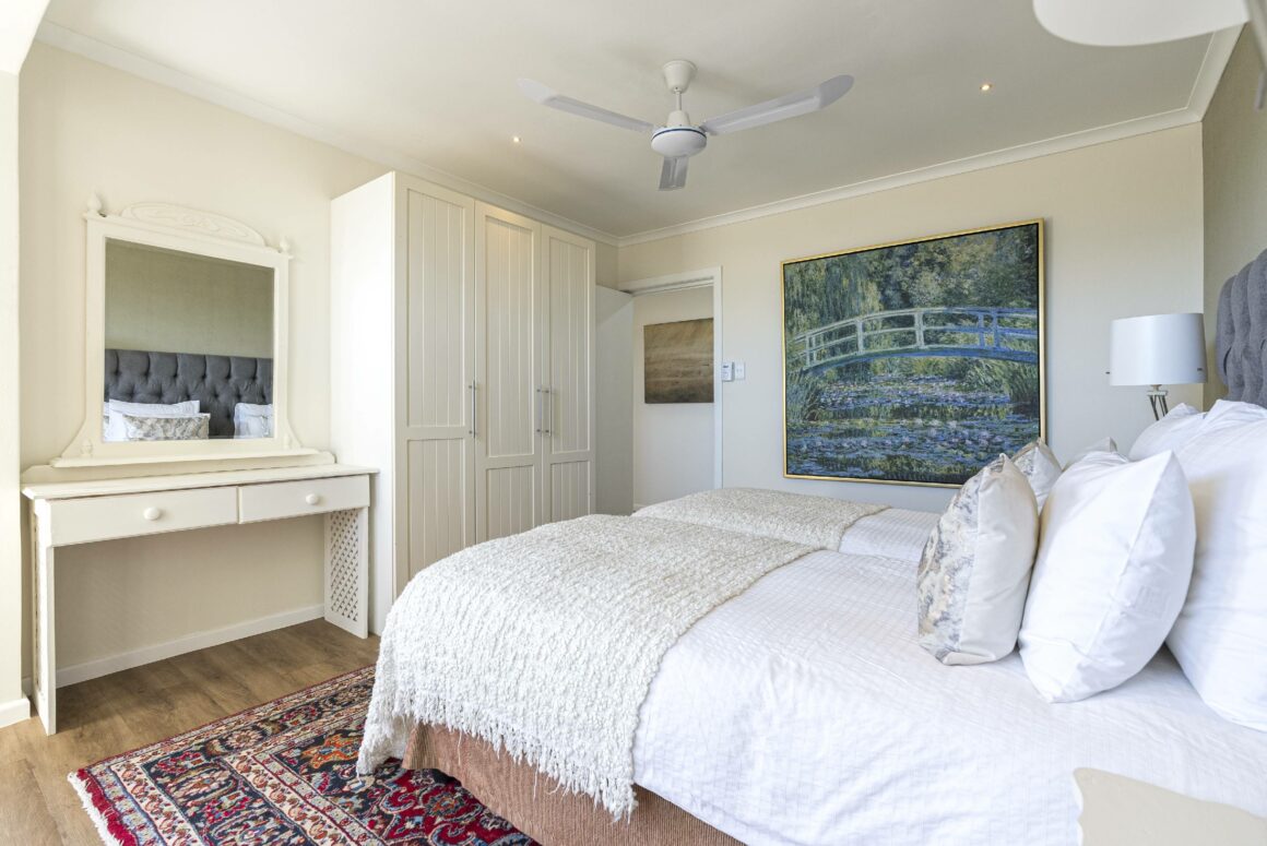 THE GATE HOUSE | 101 Twin/King Bed