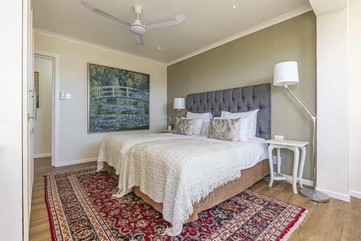 THE GATE HOUSE | 101 Twin/King Bed